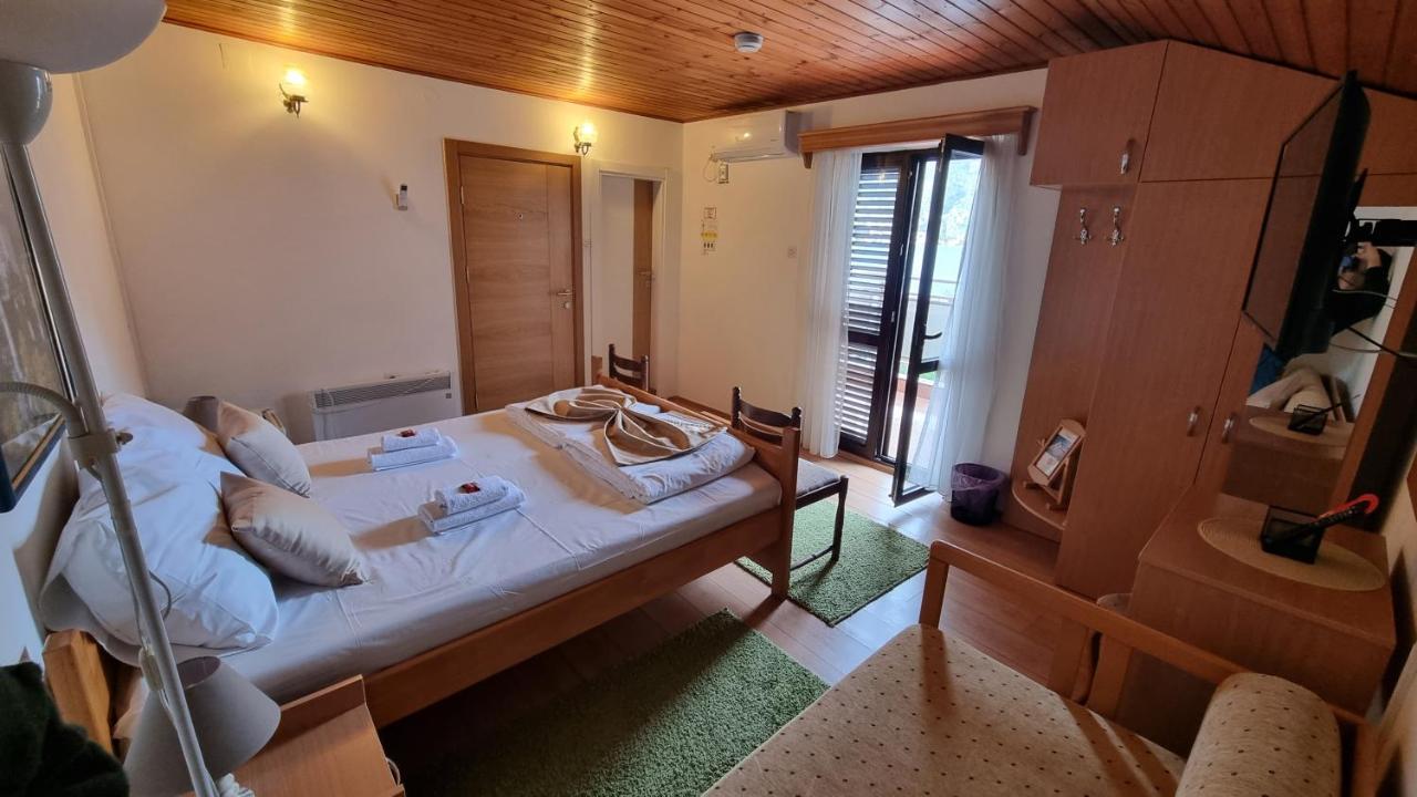 Hotel Bokeljski Dvori Котор Экстерьер фото